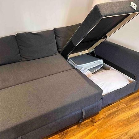 Comfortable 1 Bedroom And Double Sofa Bed Flat Лондон Екстериор снимка